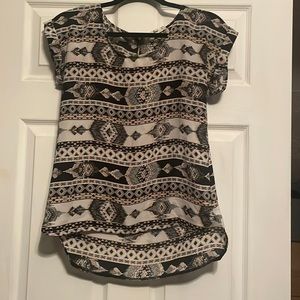 Small Neutral Color Print Short Sleeve Blouse